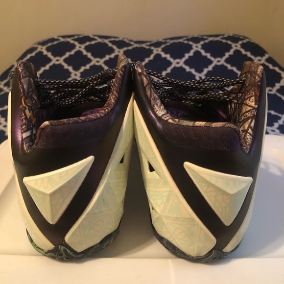 Nike LeBron 11 Black and Green Sneakers - Picture 3 of 4